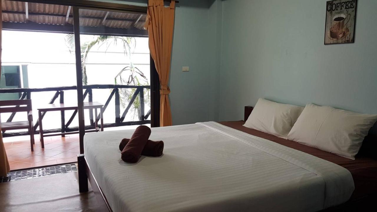 Smile Beach Boutique Resort Chao Lao Beach Exterior foto